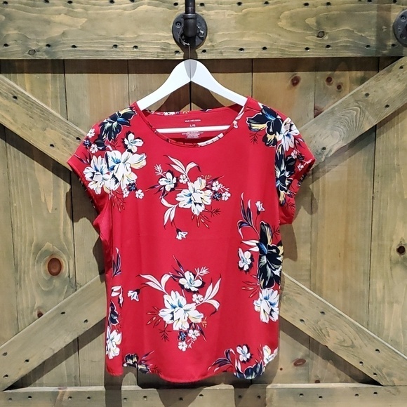 Van Heusen Tops - RED FLORAL BLOUSE SIZE LARGE CAREER BUSINESS CASUAL EVERYDAY OFFICE RESORT